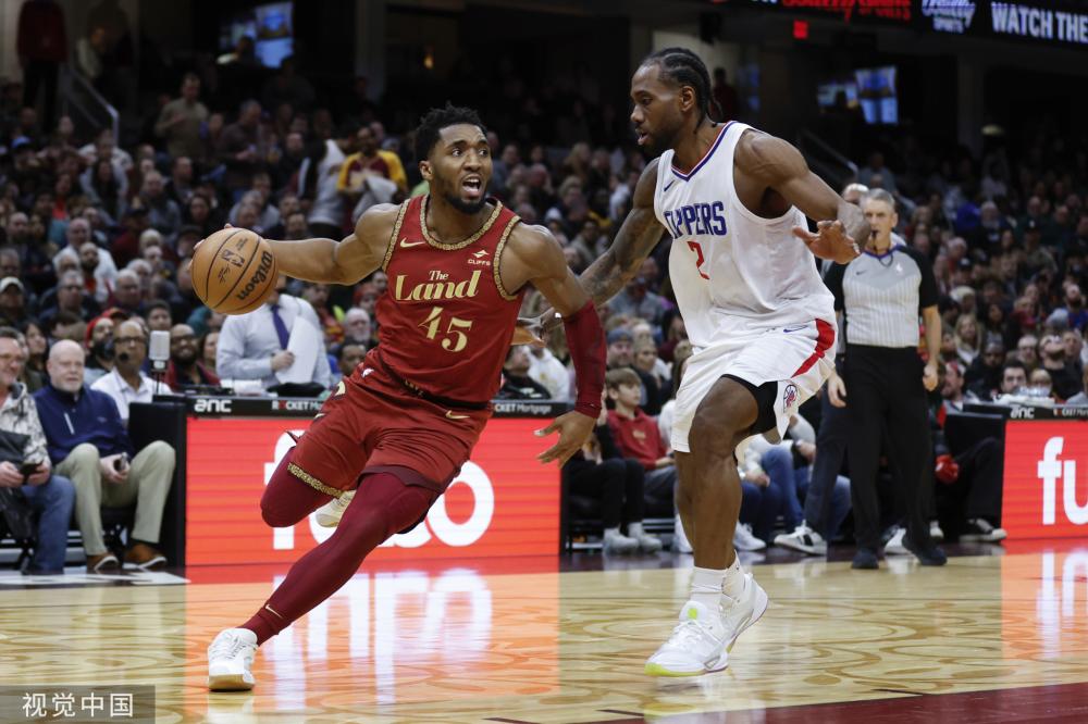 根据自己身 根据自己身