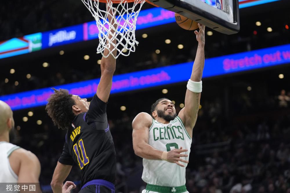 闯入八强 闯入八强