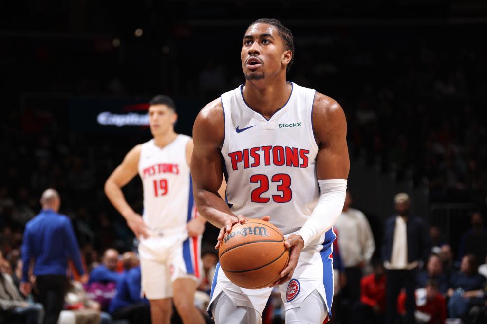 样的首秀高 样的首秀高