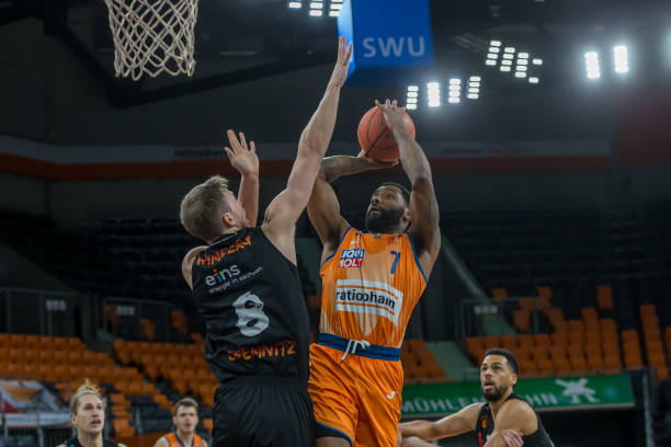 首要任务是 首要任务是